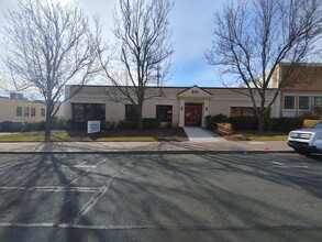 939-941 Farmington Ave, West Hartford, CT for sale Building Photo- Image 1 of 1