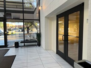 200 Chisholm Pl, Plano, TX for rent Lobby- Image 1 of 5