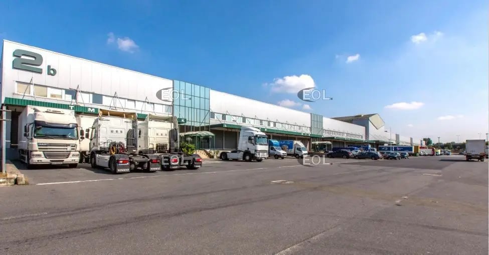 Industrial in Aulnay-sous-Bois to rent Building Photo- Image 1 of 2