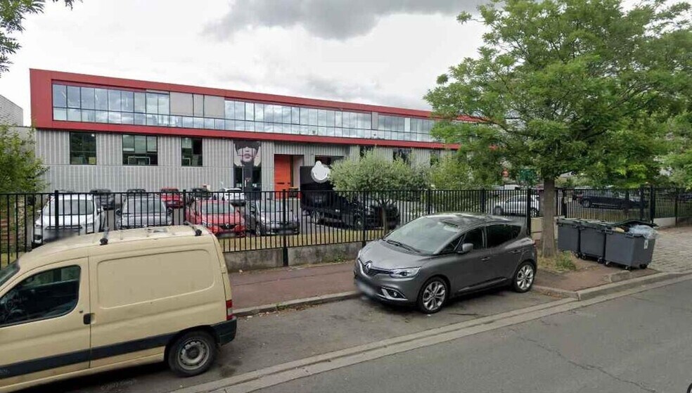 Light Industrial in Gennevilliers to rent - Building Photo - Image 3 of 6