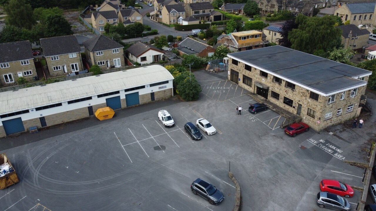 482 Blackmoorfoot Rd, Huddersfield for sale Building Photo- Image 1 of 1