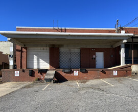 2517 Lucena Ave, Charlotte, NC for rent Building Photo- Image 2 of 4