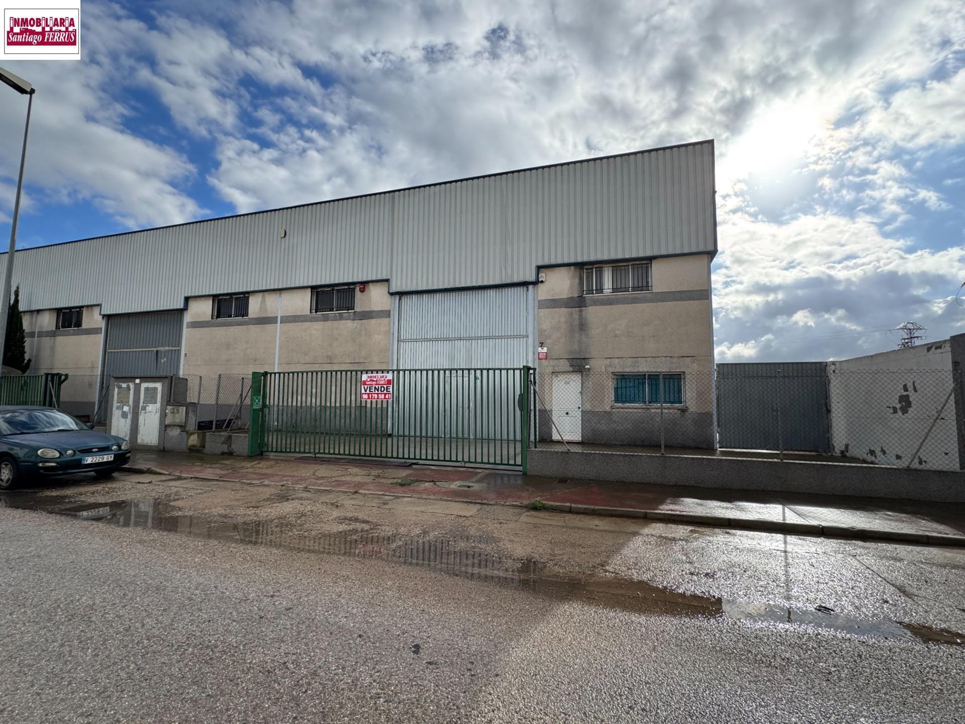 Industrial in Benifaió, Valencia for sale Building Photo- Image 1 of 15
