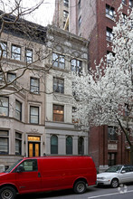 23 W 69th St, New York, NY for sale Primary Photo- Image 1 of 6