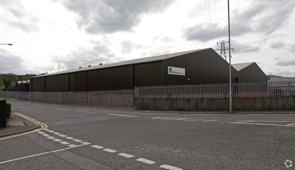 A18 Gwaelod-Y-Garth Rd, Pontypridd for sale - Primary Photo - Image 1 of 10