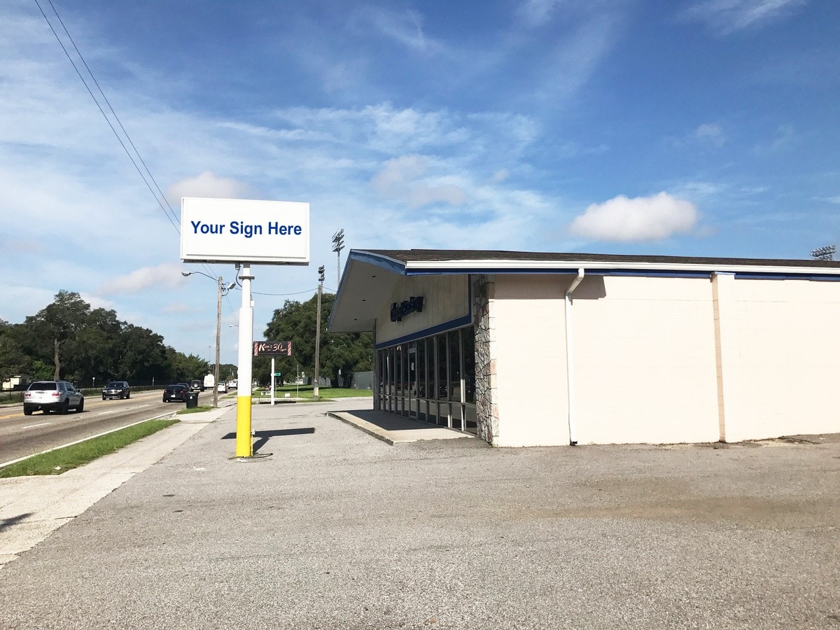 325 W Busch Blvd, Tampa 33612 UK