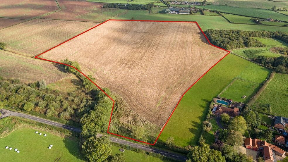 Arable Land, Newark for sale - Aerial - Image 2 of 3