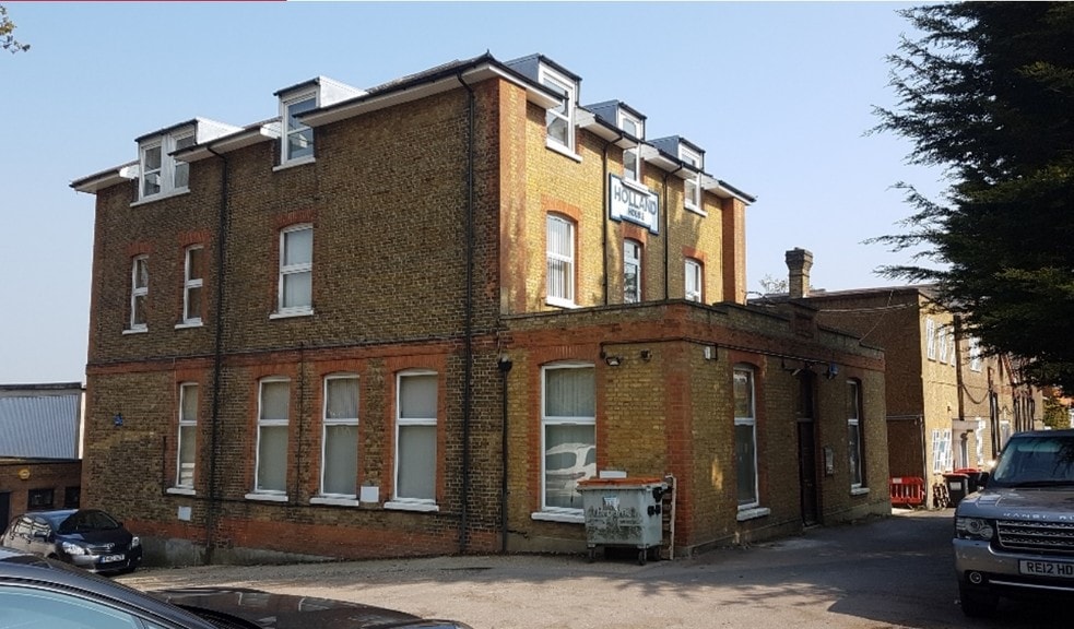 Queens Rd, Barnet for sale - Primary Photo - Image 1 of 1
