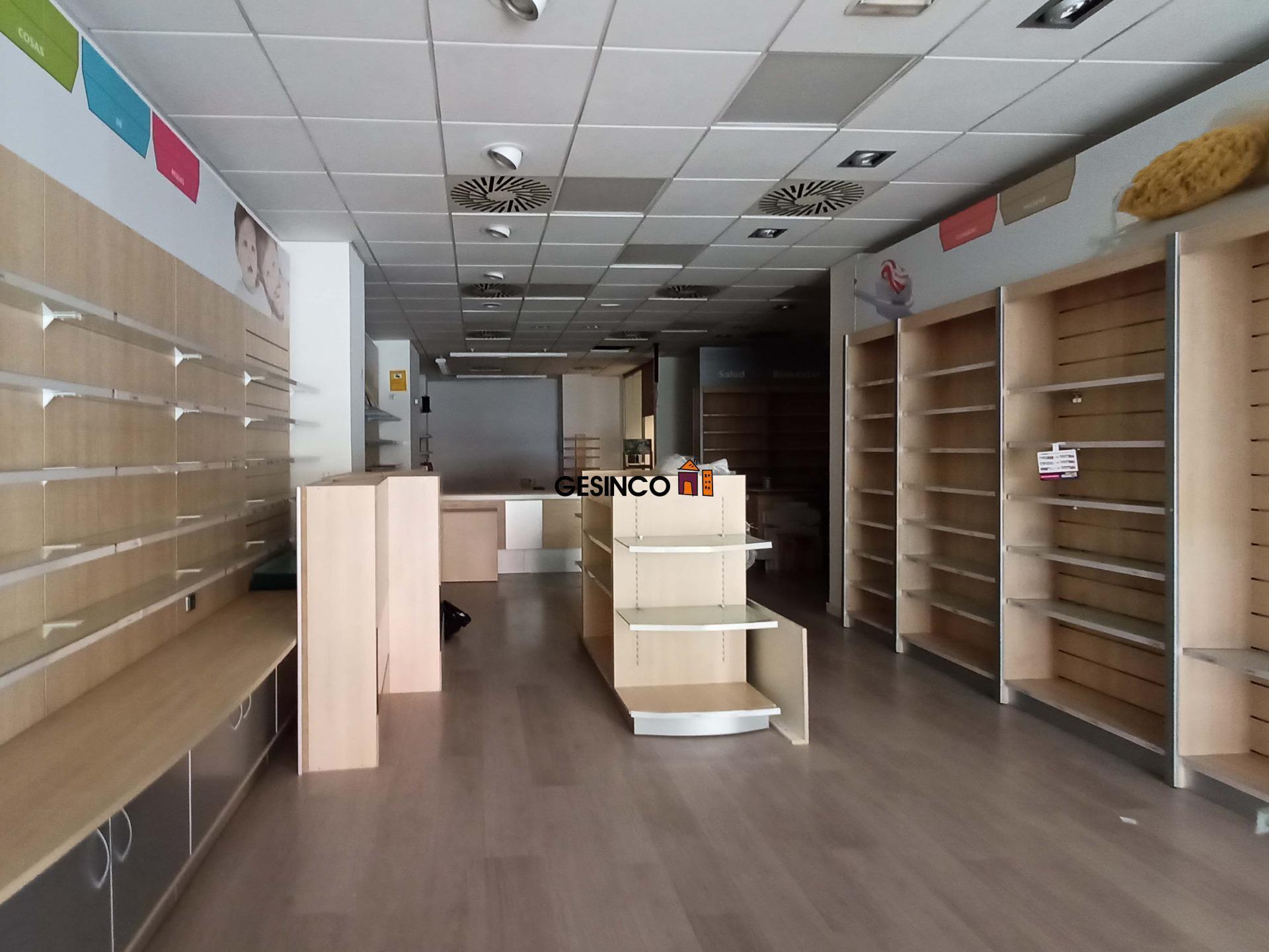 Almaig, 46, Ontinyent, Valencia for sale Interior Photo- Image 1 of 7