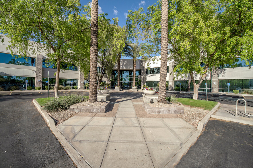 10400 N 25th Ave, Phoenix, AZ for rent - Building Photo - Image 1 of 7