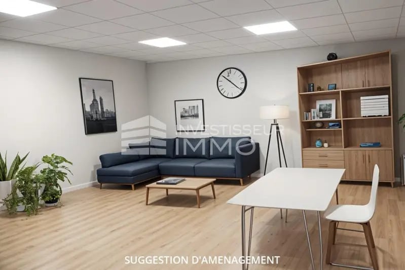 Office in Eaubonne to rent Interior Photo- Image 1 of 9