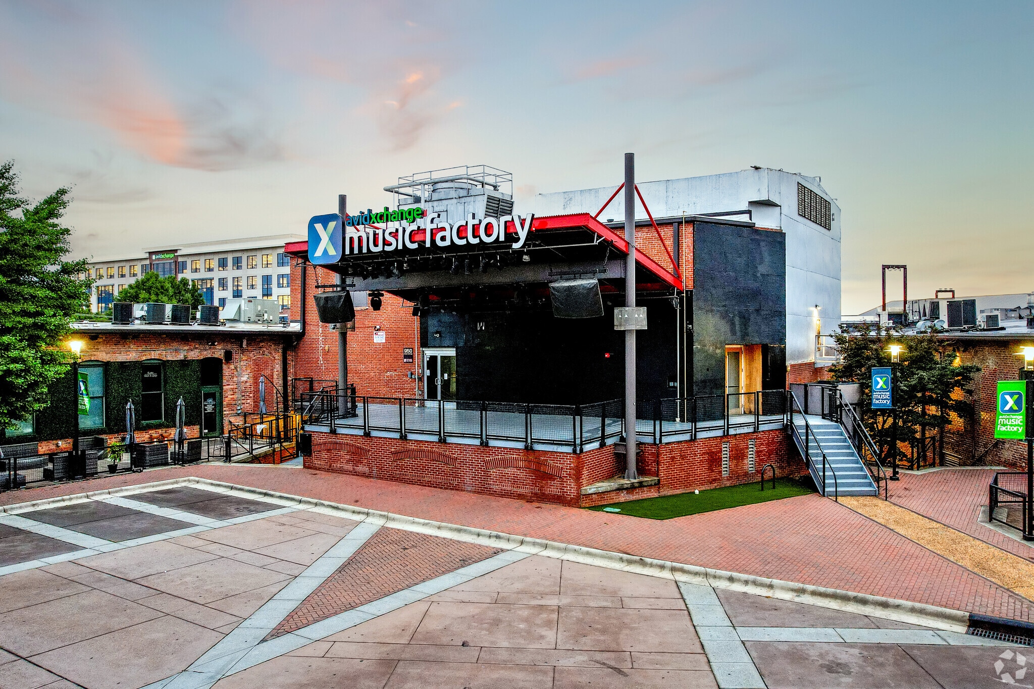 1000 Nc Music Factory Blvd, Charlotte, NC to rent Building Photo- Image 1 of 18