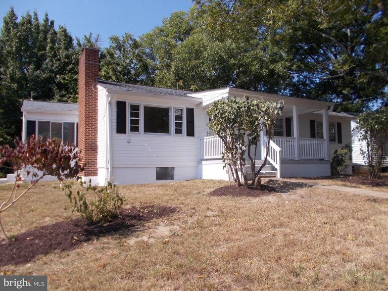 13002 Silver Cloud Rd, Bealeton, VA for sale - Primary Photo - Image 2 of 3