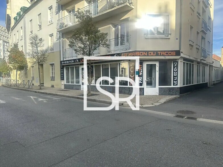 Retail in Vichy for sale - Building Photo - Image 1 of 11