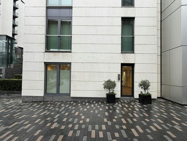 More details for 2 Baltimore Wharf, London - Retail for Sale