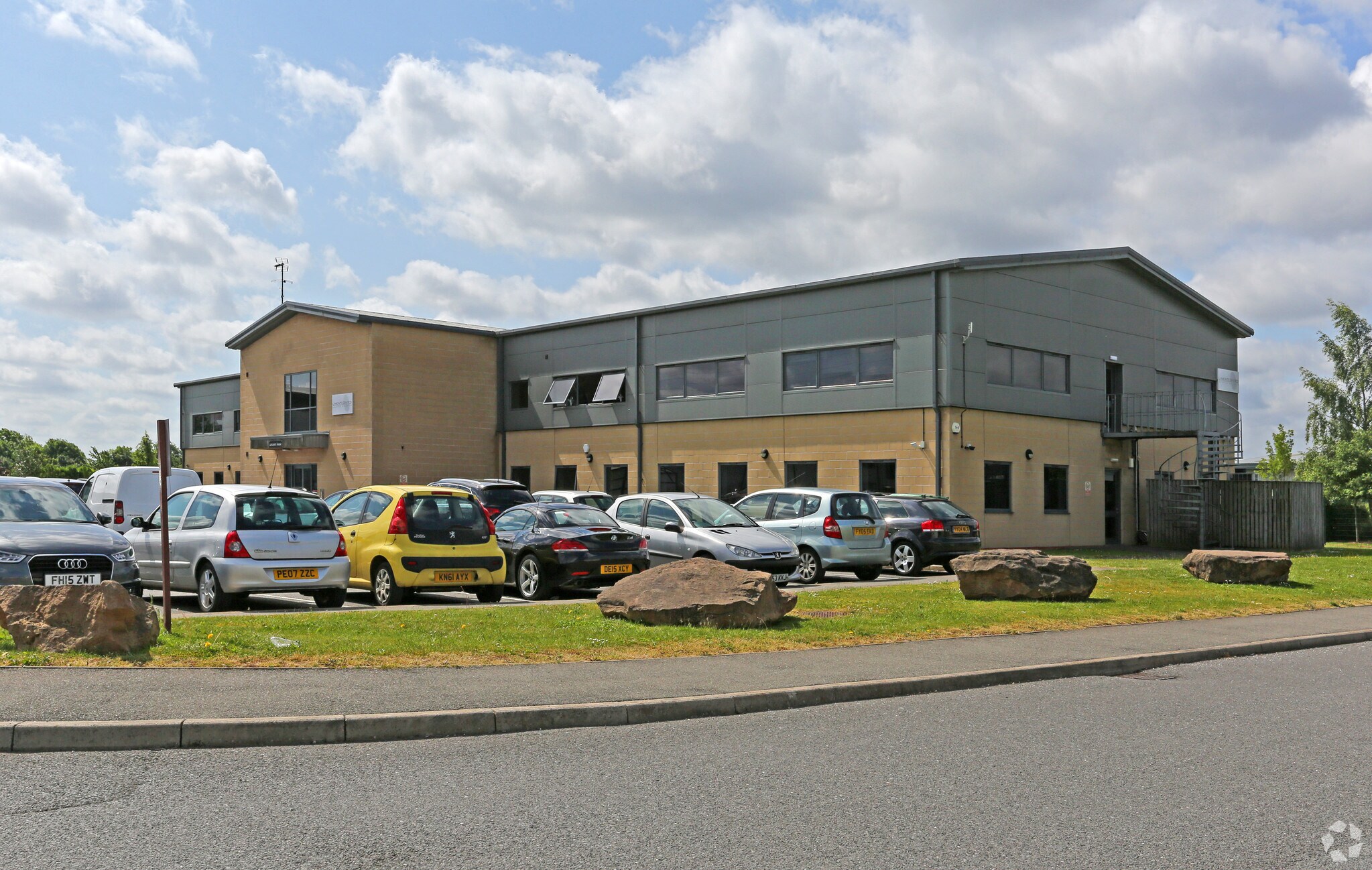 Fountain Ct, Mansfield for sale Primary Photo- Image 1 of 1