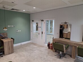 Steppingley Rd, Bedford to rent Interior Photo- Image 2 of 3