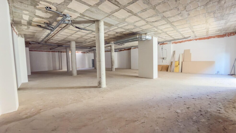 Retail in Cieza, Murcia to rent - Interior Photo - Image 3 of 4