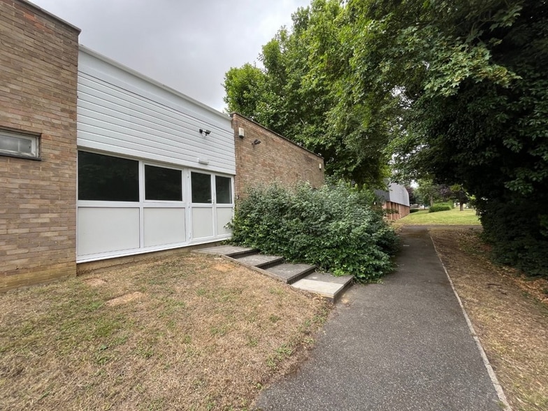 Curzon Rd, Sudbury to rent - Building Photo - Image 1 of 2