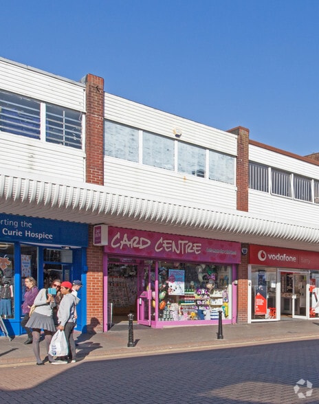 129 Holton Rd, Barry to rent - Building Photo - Image 3 of 6