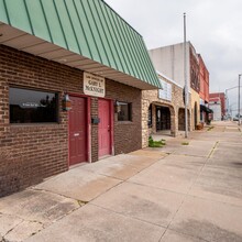 15 Carl Albert, Mcalester, OK for rent Building Photo- Image 2 of 21