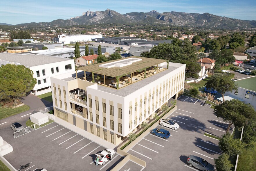 51 Chemin De Beaudinard Aux Solans, Aubagne for sale - Building Photo - Image 1 of 2