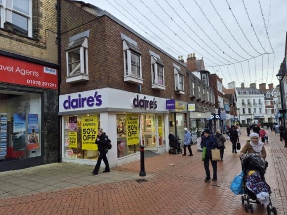 37 Hope St, Wrexham to rent Building Photo- Image 1 of 2