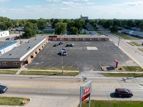 1835 E Military Ave, Fremont, NE for rent Building Photo- Image 1 of 8