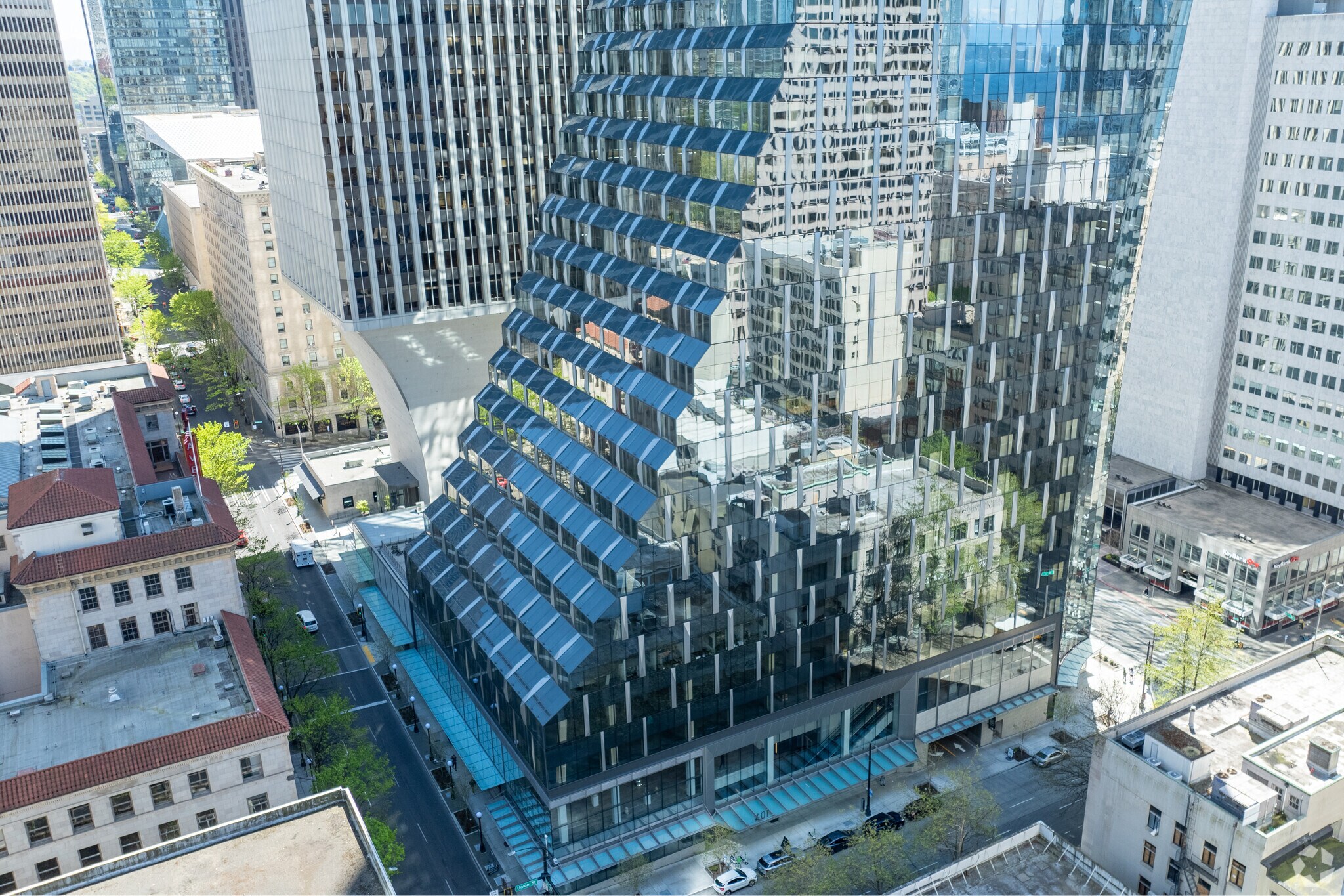 401 Union St, Seattle, WA to rent Building Photo- Image 1 of 6