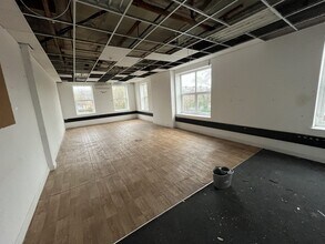 Wickentree Ln, Failsworth for rent Interior Photo- Image 2 of 6