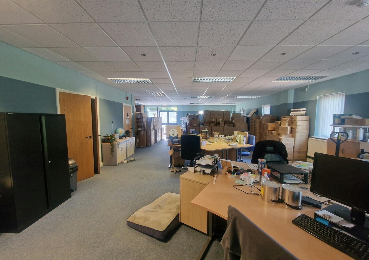 Campbell Rd, Bramley, SRY RG26 5EG - Unit 24 - - Interior Photo - Image 1 of 2