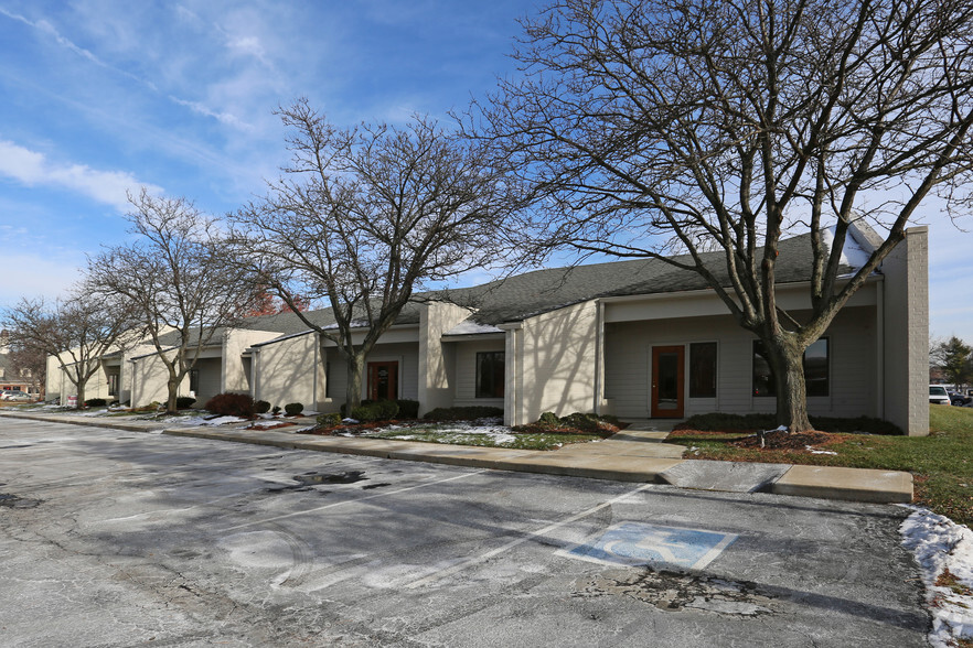 277 E Carmel Dr, Carmel, IN for sale - Building Photo - Image 1 of 1