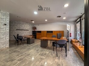 Office in Manresa, Barcelona to rent Interior Photo- Image 2 of 11