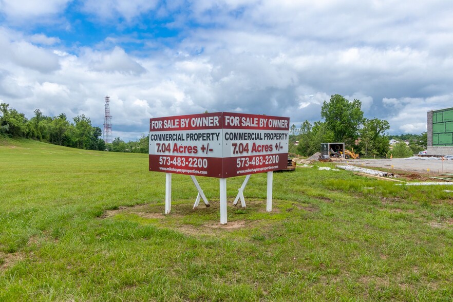 2216 E Main St, Jackson, MO for sale - Building Photo - Image 3 of 13