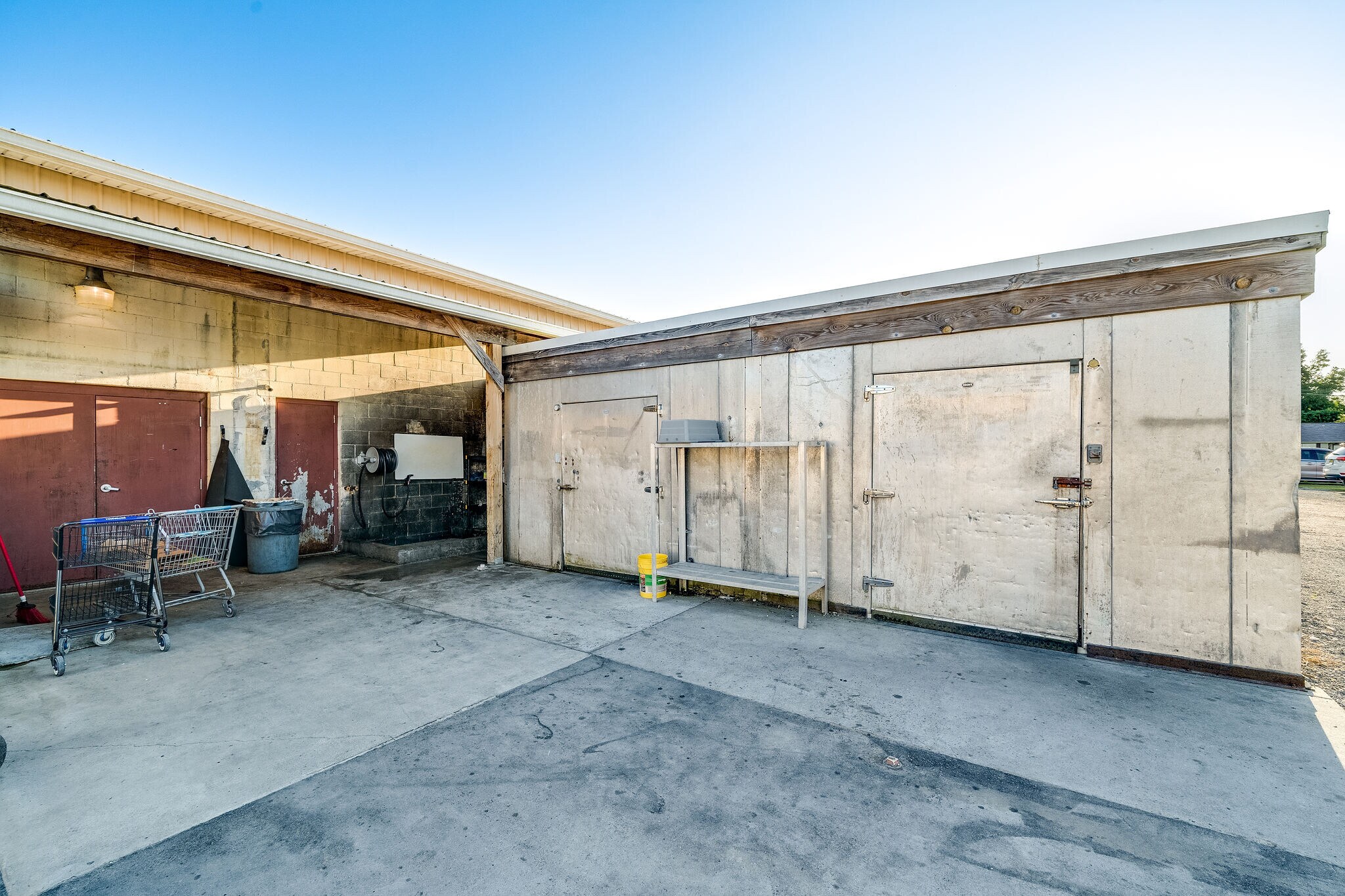 5716 S NC 41 Hwy, Wallace 28466 Billys Pork & Beef UK