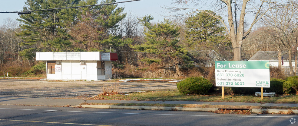 115 Montauk Hwy, Blue Point, NY for sale - Primary Photo - Image 1 of 1