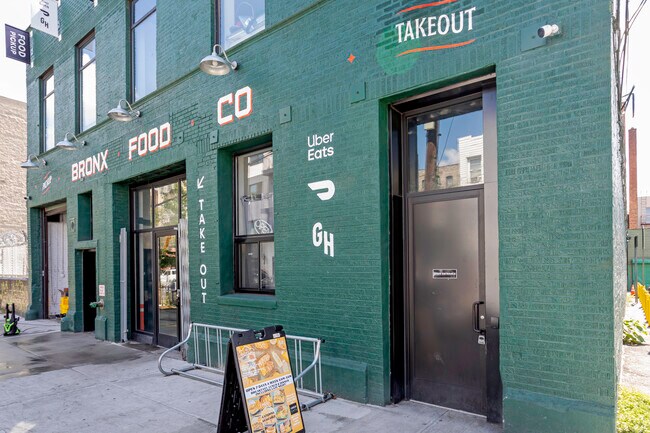 More details for 2368 Hoffman St, Bronx, NY - Retail to Rent