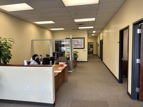 4870 Peachtree Industrial Blvd, Norcross, GA for rent Building Photo- Image 2 of 18