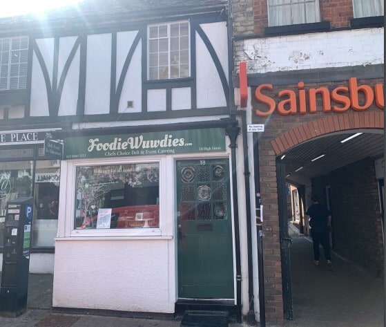 More details for 18 High St, Pinner - Retail to Rent