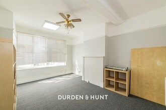 Johnston Rd, Woodford Green to rent Building Photo- Image 2 of 6