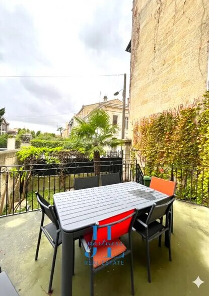 Office in Bordeaux to rent - Building Photo - Image 3 of 8