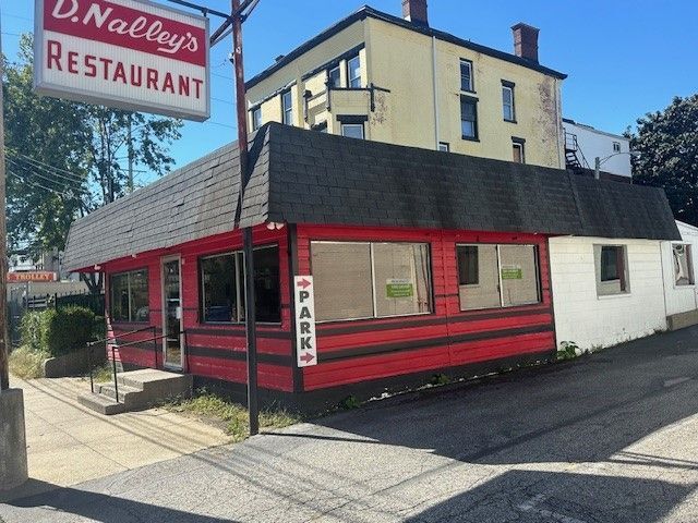 970 S 3rd St, Louisville, KY for rent - Building Photo - Image 1 of 8