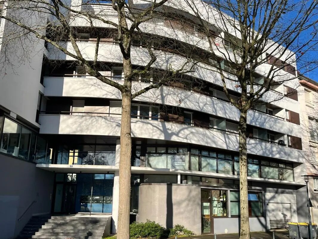 Office in Rennes for sale Building Photo- Image 1 of 4