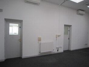 36-38 Church Rd, Burgess Hill for rent Interior Photo- Image 2 of 6