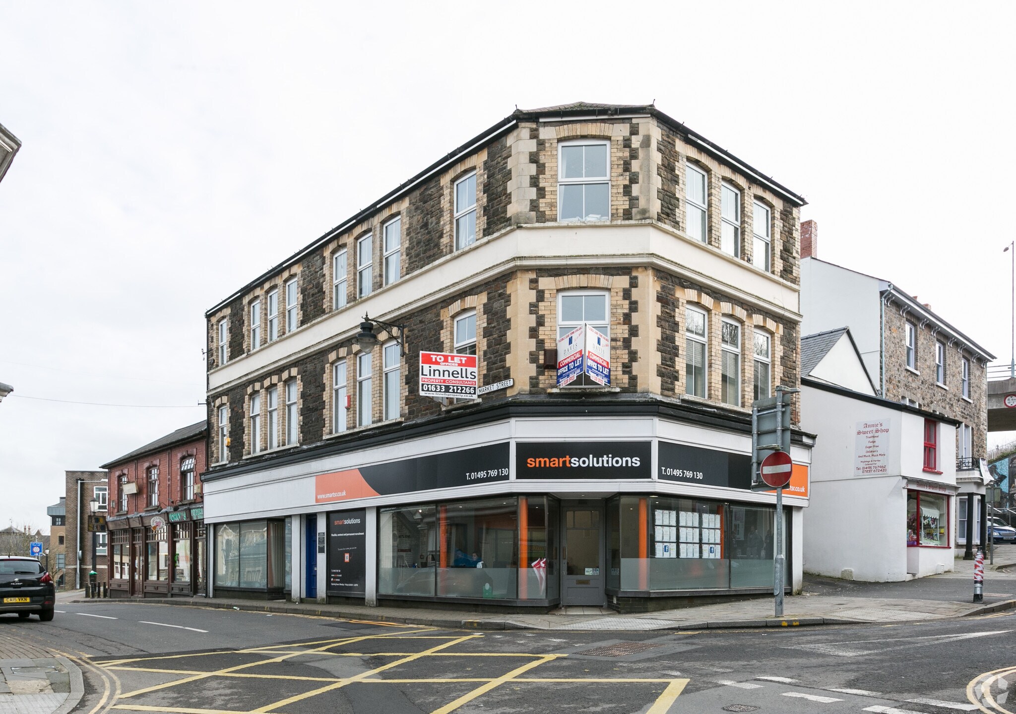 19 Crane St, Pontypool for sale Primary Photo- Image 1 of 1