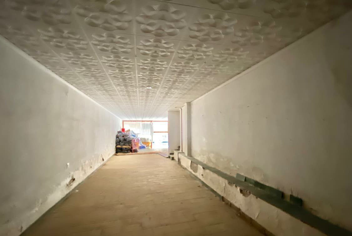 Retail in Vila-real for sale Interior Photo- Image 1 of 5
