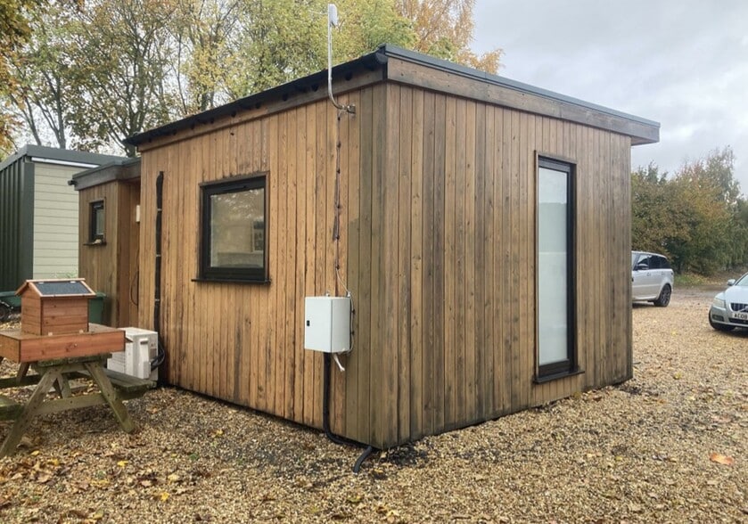 Wittering Grange, Peterborough to rent - Building Photo - Image 1 of 1