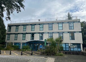 Brynmill Terrace, Sketty to rent Building Photo- Image 1 of 6