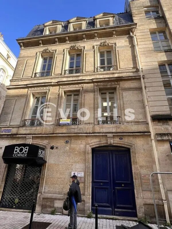 Office in Bordeaux to rent Building Photo- Image 1 of 6