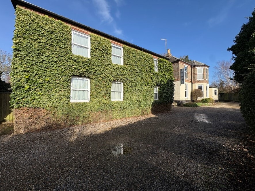 35 Goodwins Rd, Kings Lynn for sale Primary Photo- Image 1 of 21